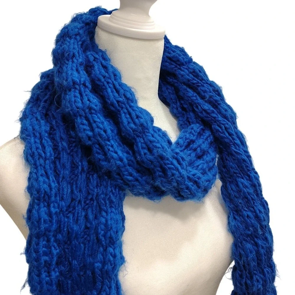 Old Navy‎ Knit Scarf Bright Blue 76